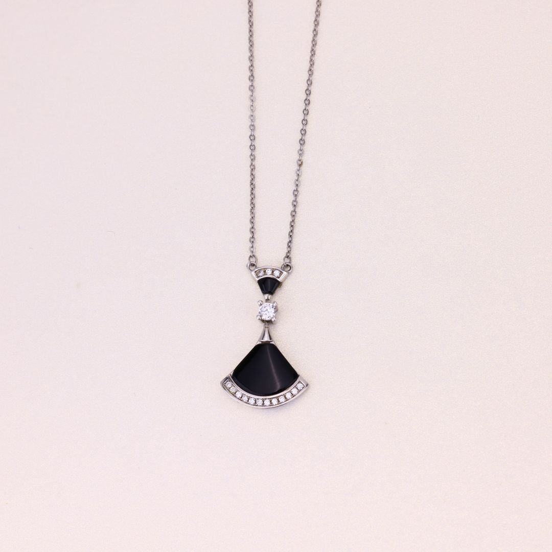 925 Sterling Silver Black Elegant Pendant Chain For Women