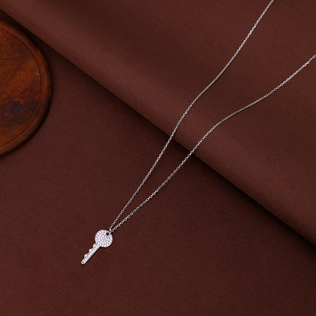 925 Sterling Silver Key Pendant Chain
