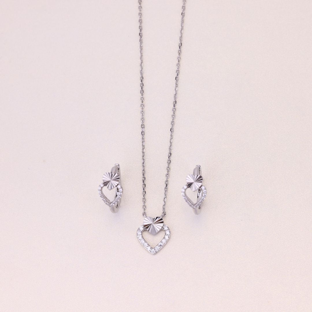 925 Sterling Silver Heart Chain Earring Set