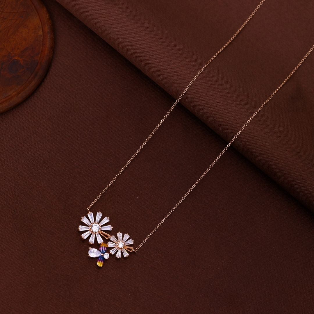 925 Sterling Silver Zircon Stoned Flowers Chain For Women